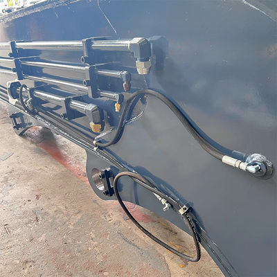 ผู้ผลิต PC240 Excavator Boom Pile Driving Arm สําหรับ ZX200 325 Komatsu Hitachi Sanny  เป็นต้น