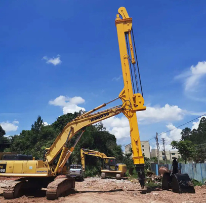 รถขุดคอนกรีตบูมยืดไสลด์สามส่วนบูมยาวสำหรับ CAT Hitachi Kobelco