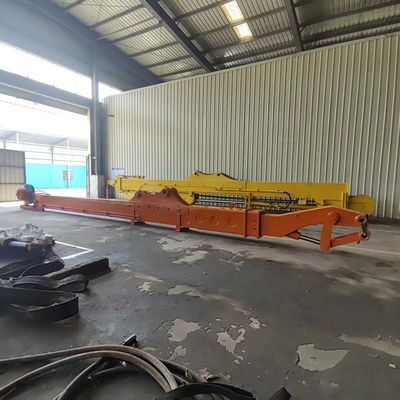 จีน โรงงานผลิต Excavator Telescopic Boom with Clamshell Bucket Long Arm Excavator 320 เครื่องขุดขนาดใหญ่