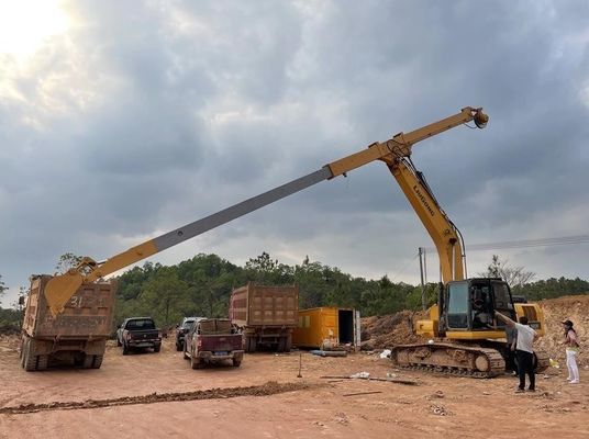 OEM LG700 Telescopic Excavator Boom Arm สําหรับแมว ฮิตาชิ โคมาตซู โคเบลโก้
