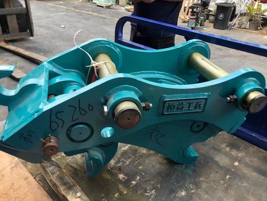 ปลอดภัย มีประสิทธิภาพสูง Excavator Quick Coupler, ไฮดรอลิก Quick Hitch With Pins สําหรับแมว hitachi komatsu sanny